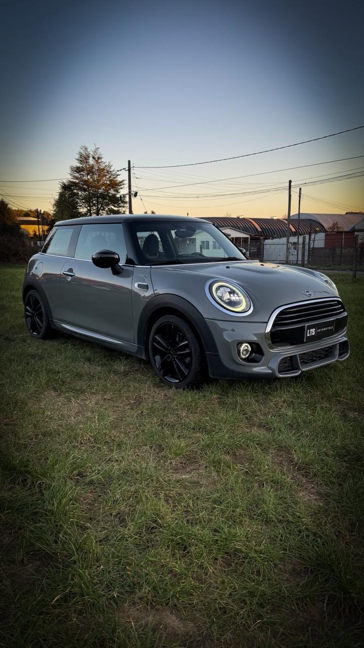 Mini Cooper 2021 – Kit John Cooper Works