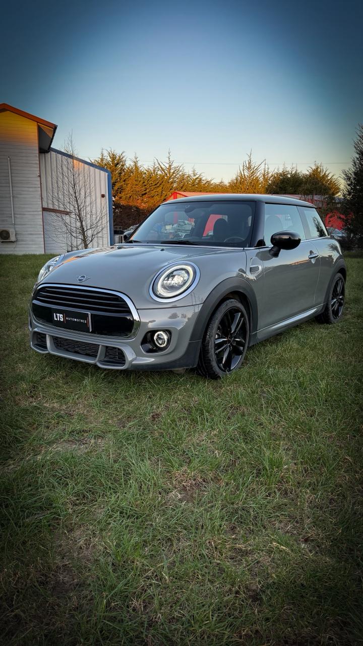 Mini Cooper John Cooper Works 2021