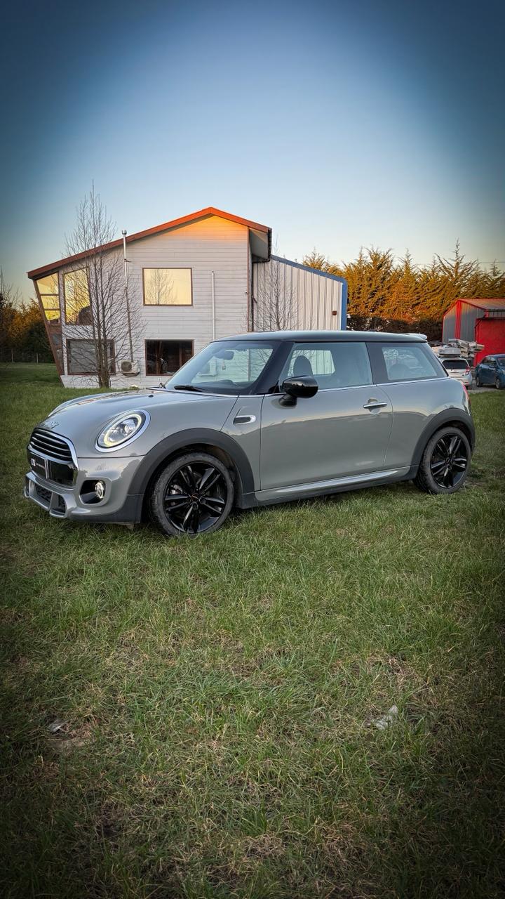 Mini Cooper 2021 – Kit John Cooper Works