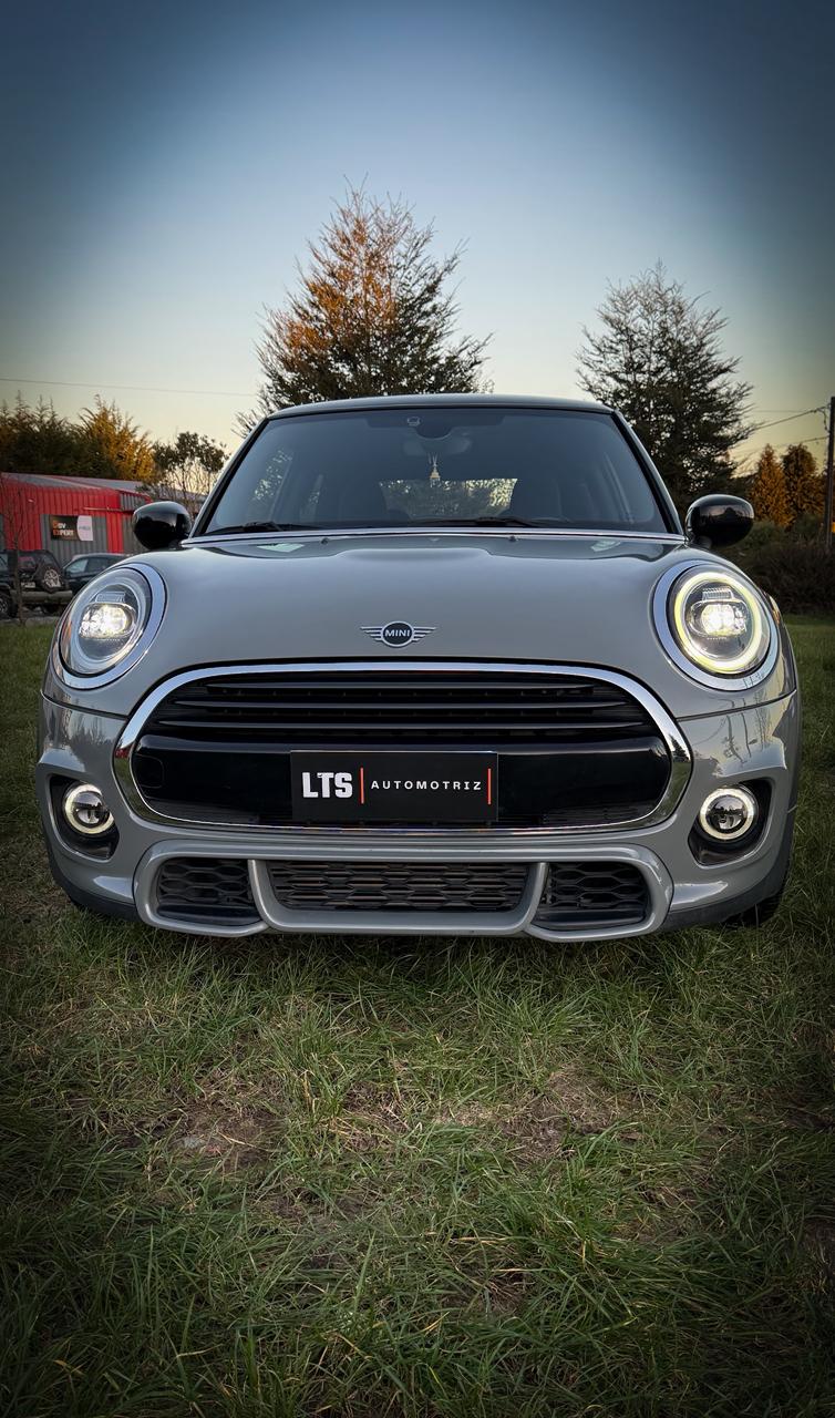 Mini Cooper 2021 – Kit John Cooper Works