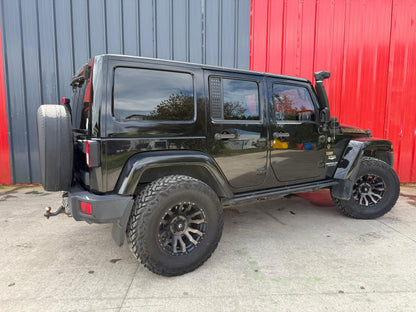 Jeep Wrangler Unlimited Sahara 3.6 AT – 2015