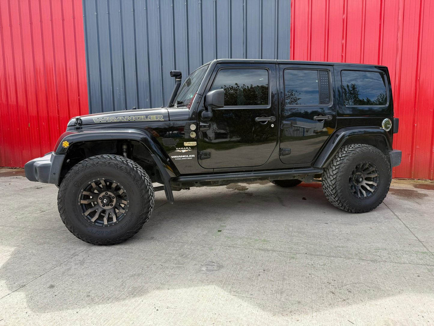 Jeep Wrangler Unlimited Sahara 3.6 AT – 2015