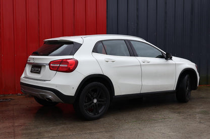 Mercedes-Benz GLA 200 AUT 2016