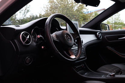 Mercedes-Benz GLA 200 AUT 2016
