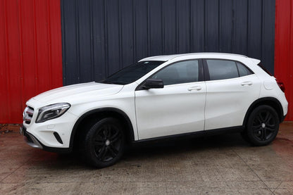 Mercedes-Benz GLA 200 AUT 2016