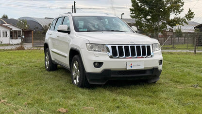 JEEP GRAND CHEROKEE LAREDO 2013