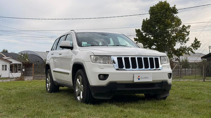 JEEP GRAND CHEROKEE LAREDO 2013