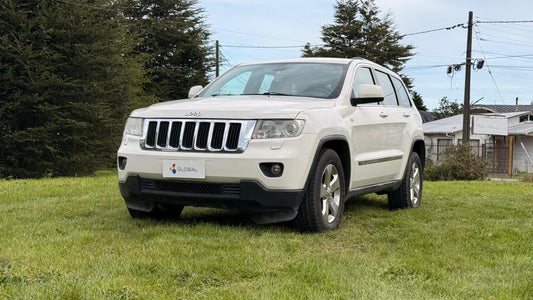 JEEP GRAND CHEROKEE LAREDO 2013