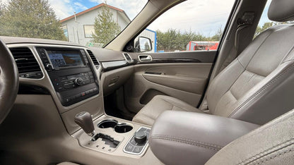 JEEP GRAND CHEROKEE LAREDO 2013