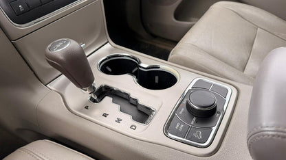 JEEP GRAND CHEROKEE LAREDO 2013