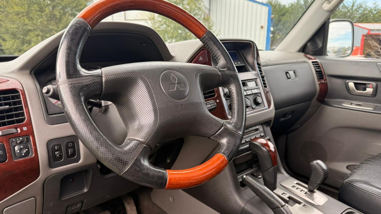 MITSUBISHI MONTERO 3.8 AUT 2005