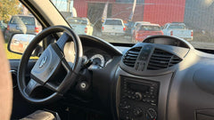 MAHINDRA QUANTO C8 CRDE 2016