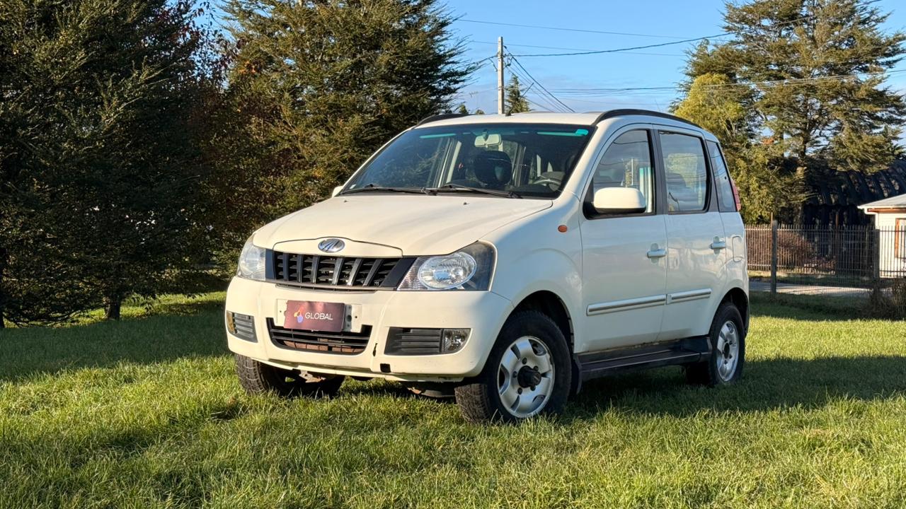 MAHINDRA QUANTO C8 CRDE 2016