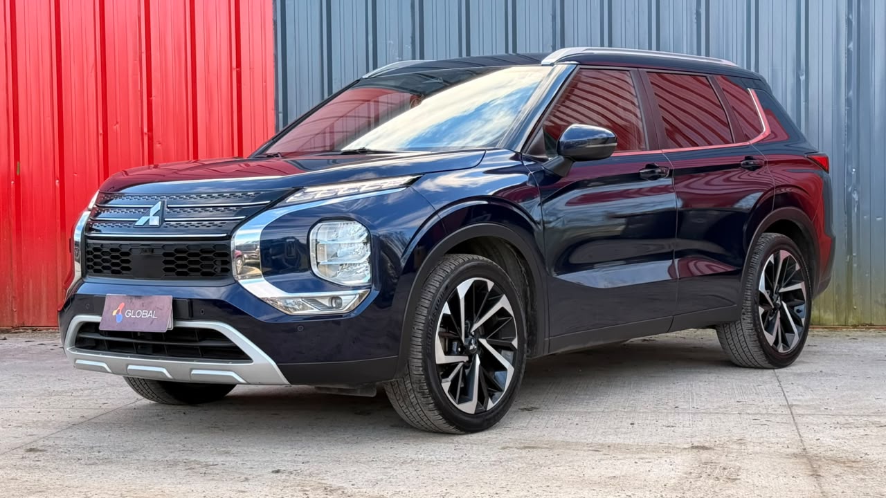 MITSUBISHI OUTLANDER 2025