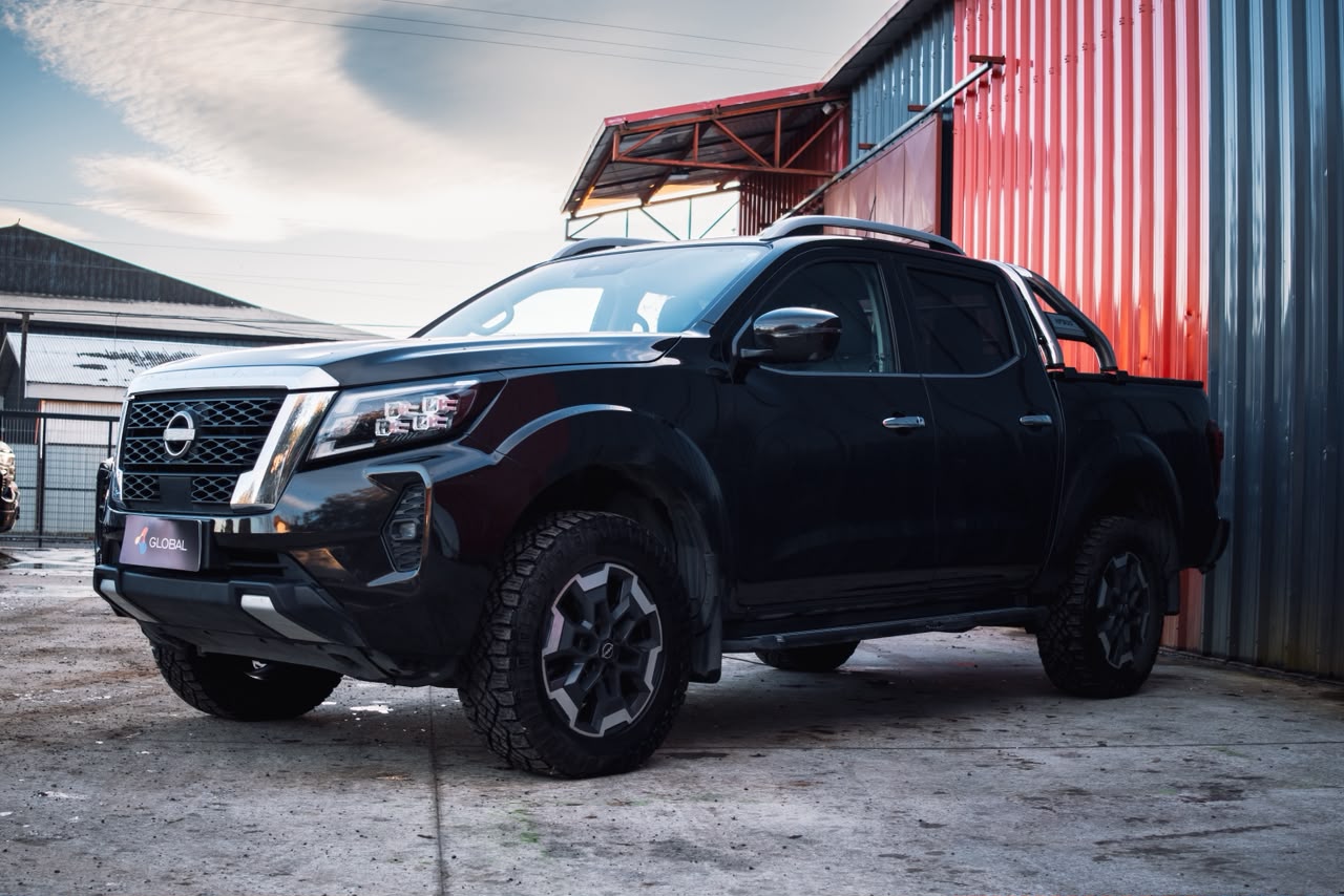 NISSAN NAVARA PLATINUM 2023