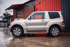 MITSUBISHI MONTERO CORTO 2005