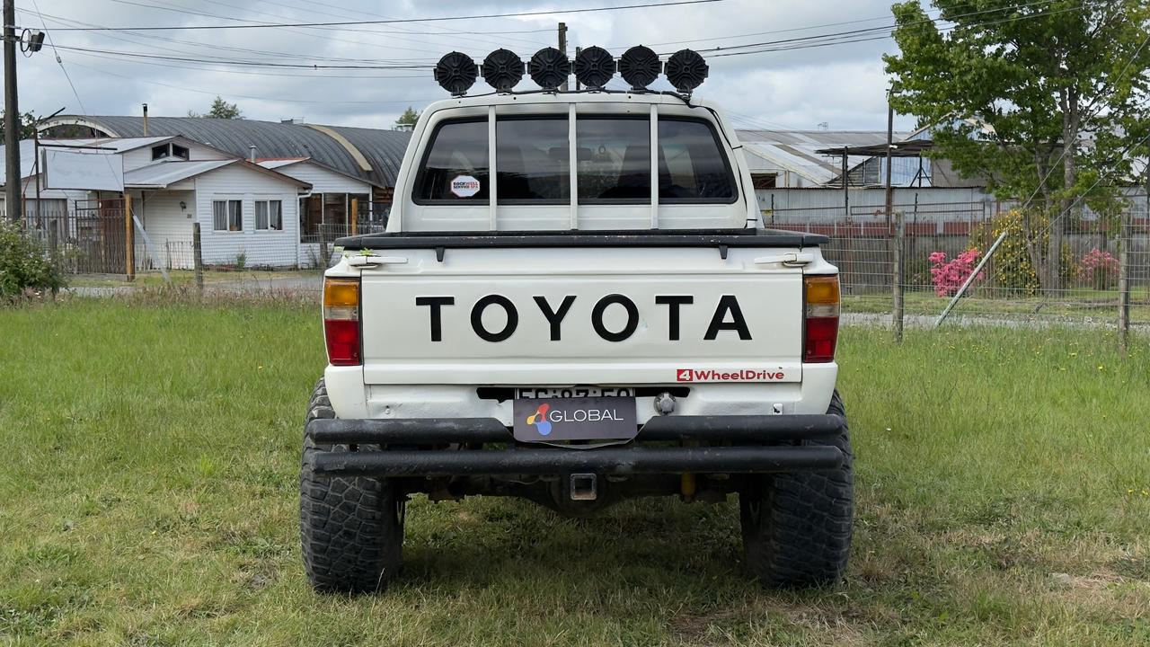 Toyota Hilux 1986